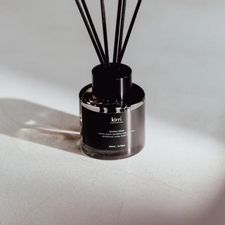 Country Linen Reed Diffuser 200ml + Country Linen Reed Refills 500ml